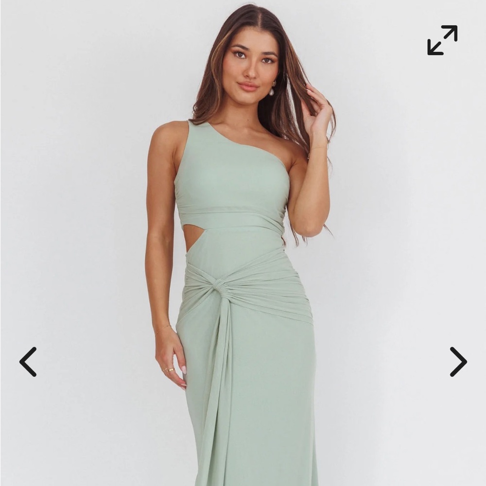 Selfie Leslie One-Shoulder Sage Dress